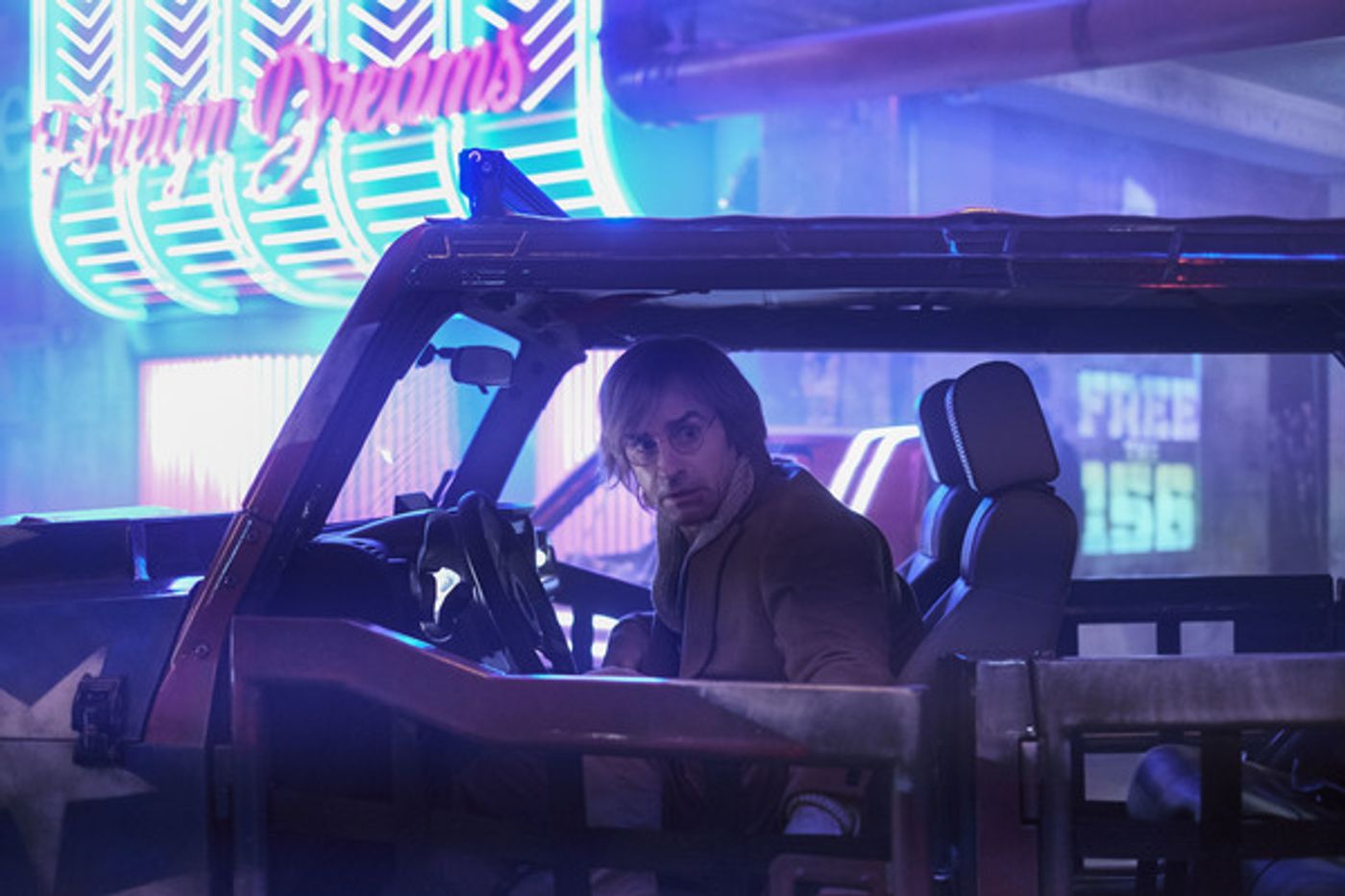 Photo Flash: First Look - Alexander Skarsgard Stars in Netflix's Futuristic Thriller MUTE  Image