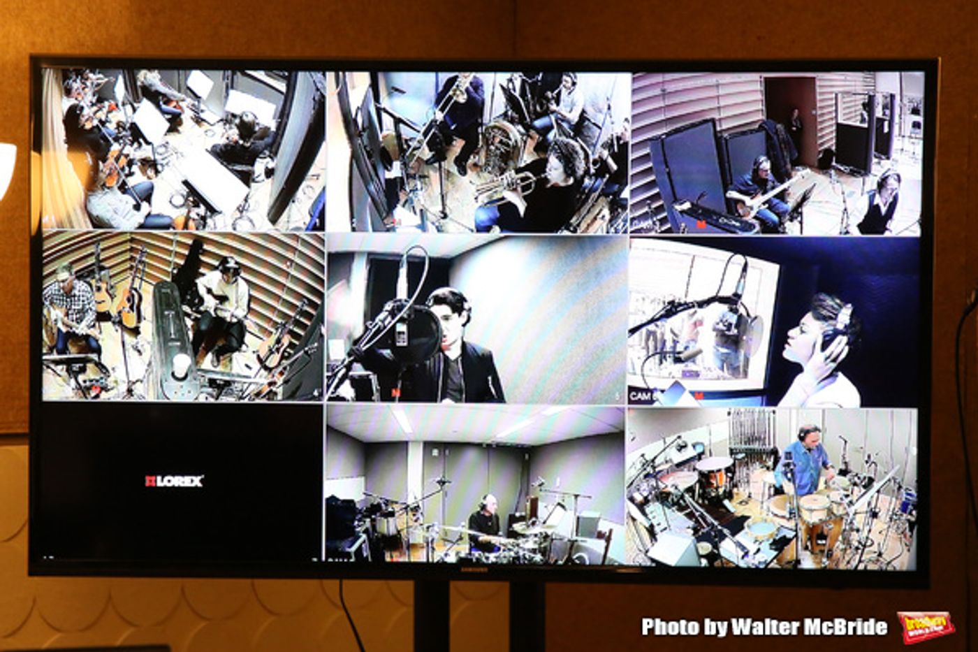 Photo Coverage: In the Recording Studio with A BRONX TALE  Image