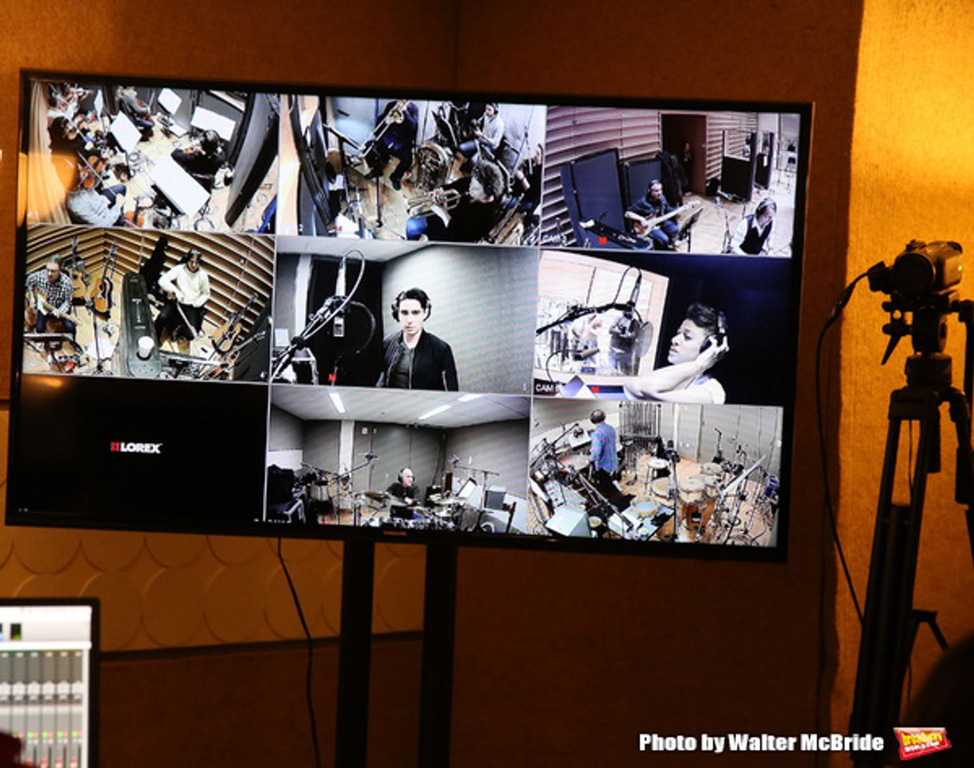 Photo Coverage: In the Recording Studio with A BRONX TALE  Image