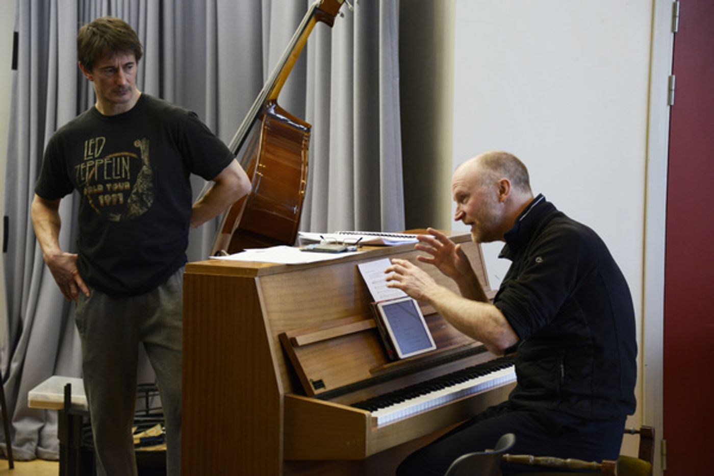Photo Flash: In Rehearsal for Northern Broadsides' New Adaptation of CYRANO at New Vic Theatre  Image