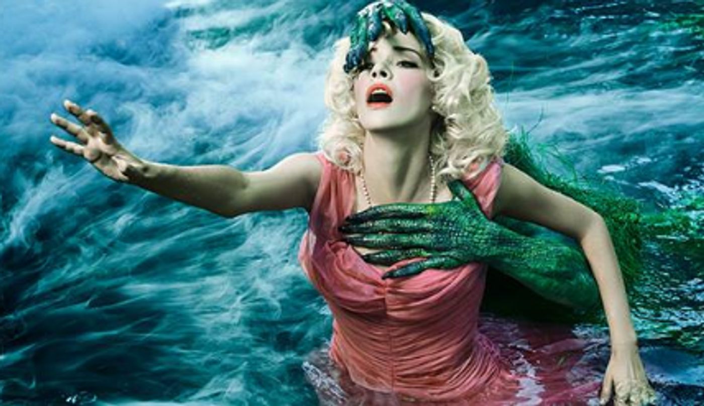 FX Orders Additional Seasons of AMERICAN HORROR STORY; Sarah Paulson to Return for S7  Image