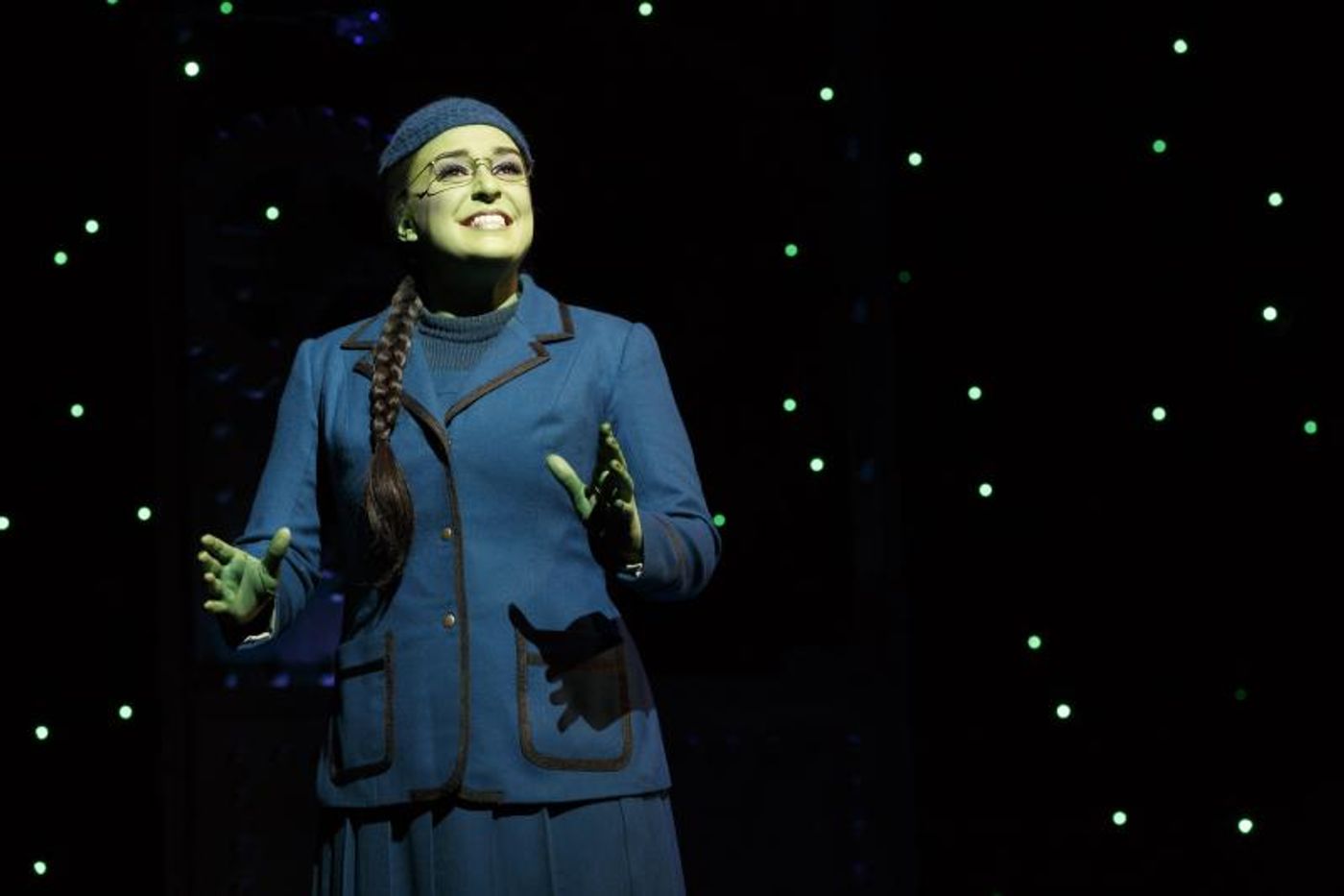 Review: One-of-a-Kind Jessica Vosk Soars in Spellbinding National Tour of WICKED at the Dr. Phillips Center  Image