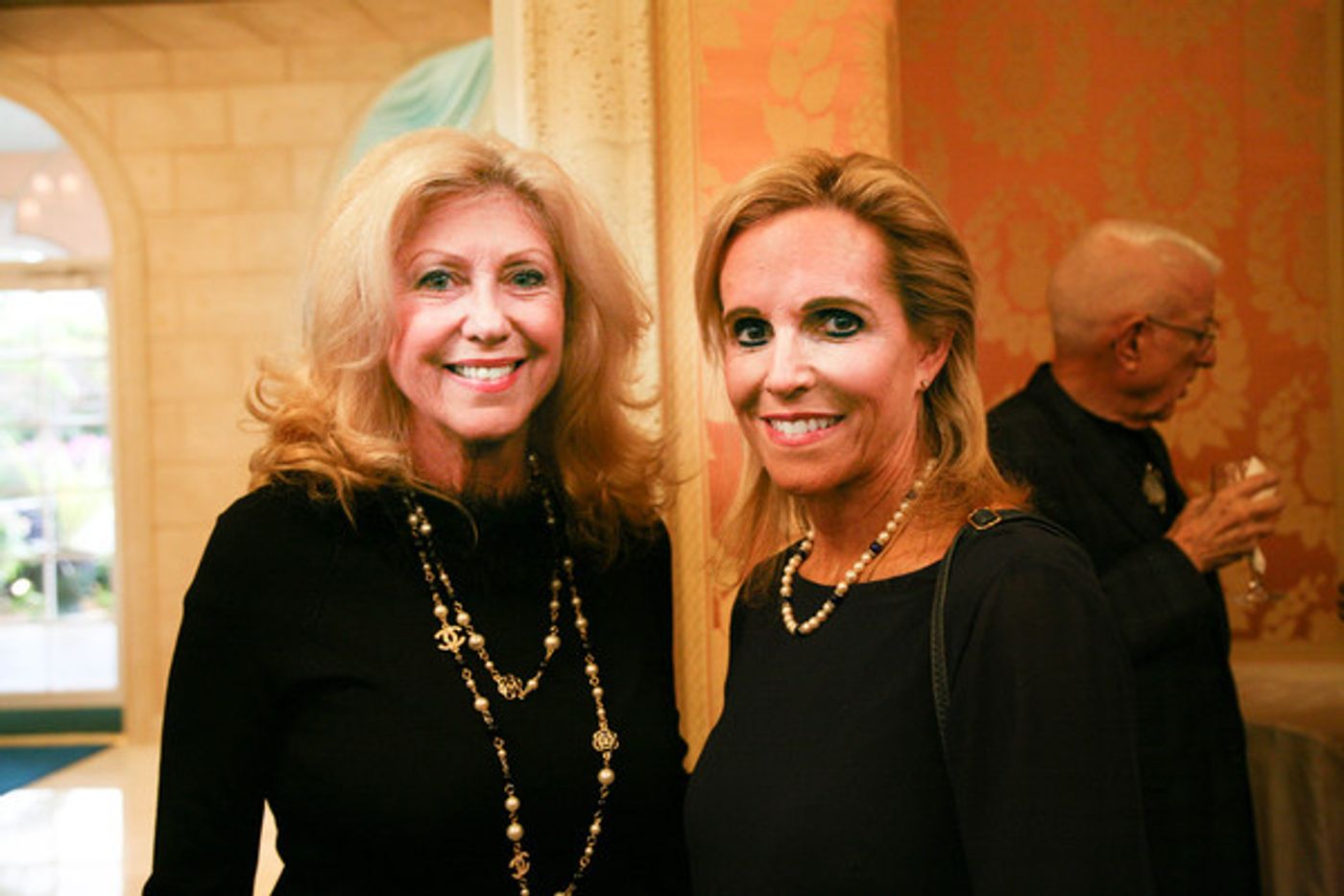 Photo Flash: Cultural Council of Palm Beach County Welcomes 140 Fans to January's CULTURE & COCKTAILS At The Colony  Image