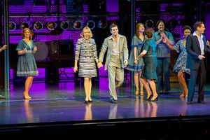 Jessica Keenan Wynn, Ben Jacoby and the cast of BEAUTIFUL Photo
