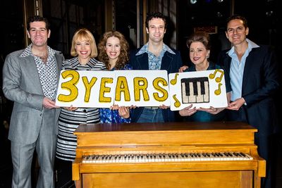 Ben Jacoby, Jessica Keenan Wynn, Chilina Kennedy, Jake Epstein, Liz Larsen, Paul Anth Photo