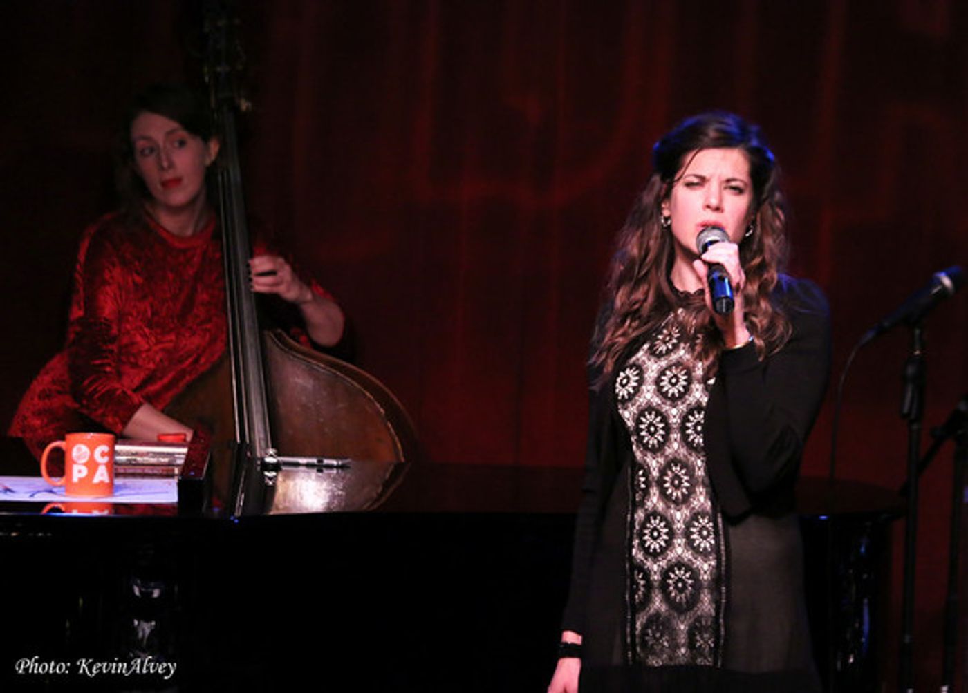 Photo Flash: Performers Gifted with Squigs Drawings at Jim Caruso's Cast Party Photo Flash: Performers Gifted with Squigs Drawings at Jim Caruso's Cast Party Image