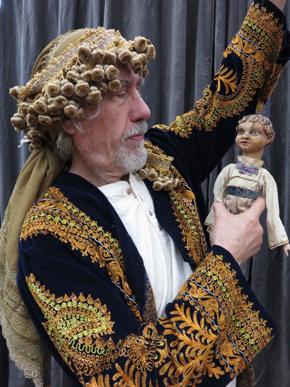 Vit Horejs with Plavacek puppet. Photo by Remy.S. at 