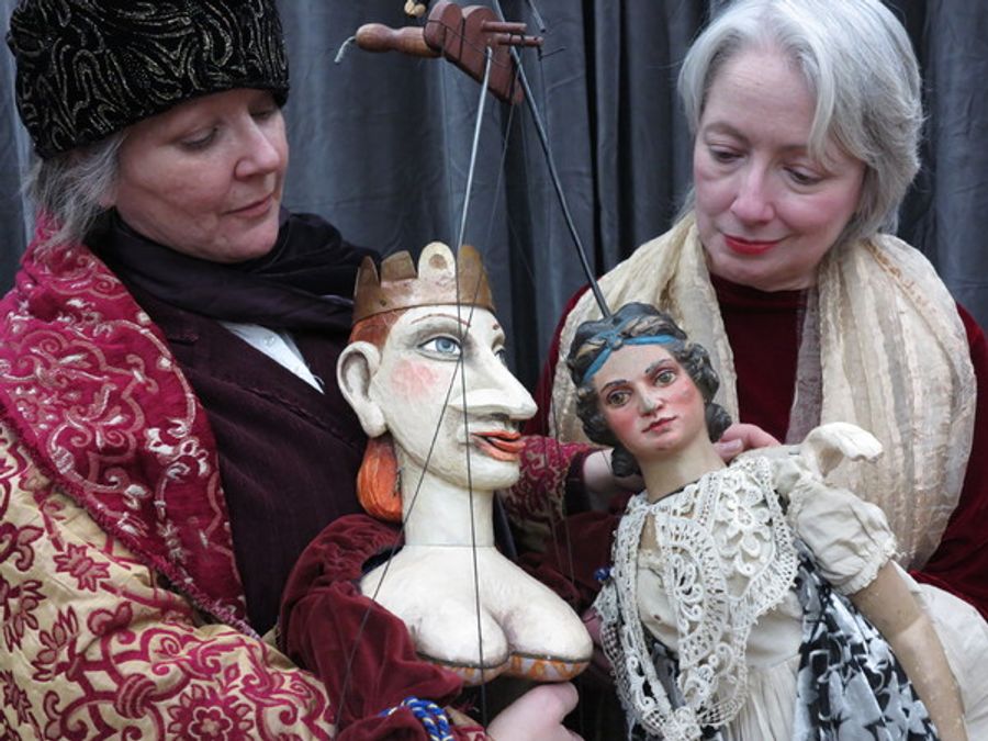 Czech Marionettes Arrive at TNC Tonight in 'THREE GOLDEN HAIRS' Image