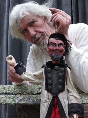 Vit Horejs and Charcoal Burner puppet from 'Three Golden Hairs of Grandfather Wisdom. Photo