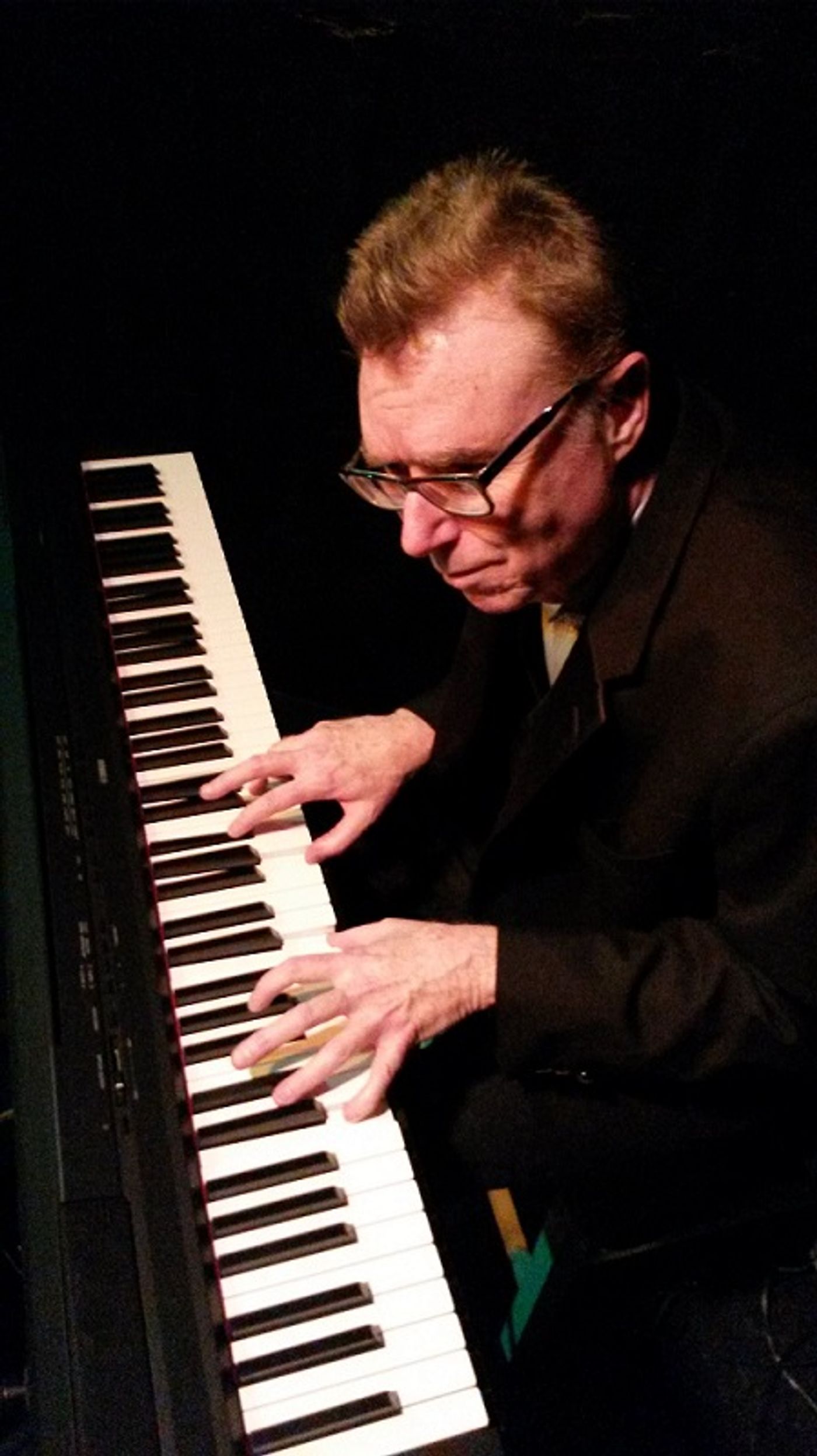 Review: Christopher Reiner Reflects on the Road in END UP HERE  Image