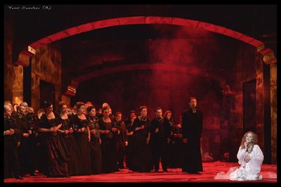 Maria Jose Moreno as Lucia, Dario Russo as Raimondo and the Israeli Opera Chorus Photo