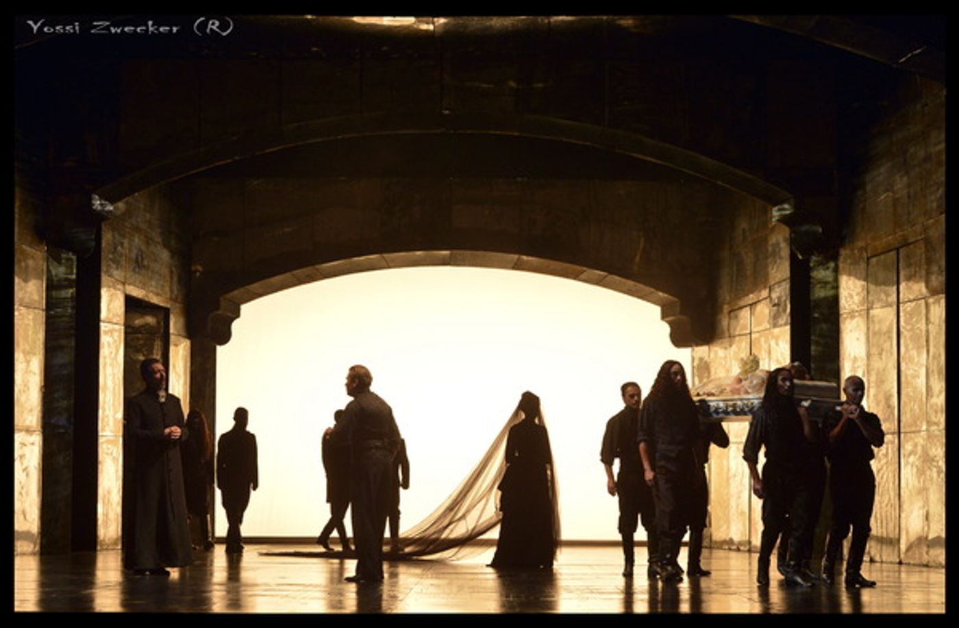 Photo Flash: First Look at Israeli Opera's LUCIA DI LAMMERMOOR  Image