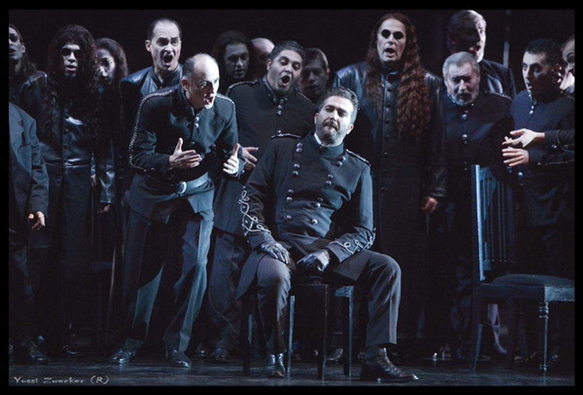 Mario Cassi as Enrico with the Israeli Opera Chorus at 