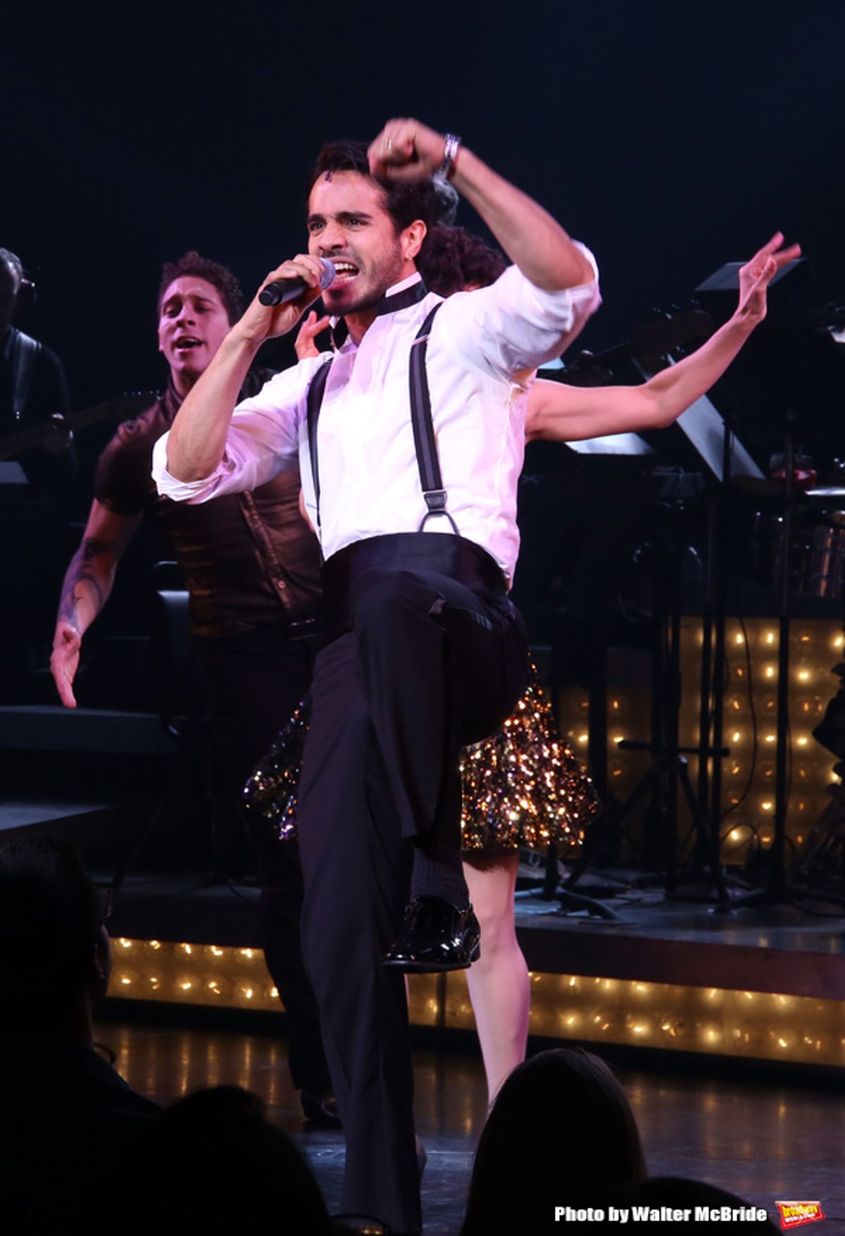 Ektor Rivera with cast  at 