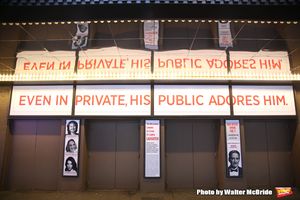  'Present Laughter' starring Kevin Kline  Photo