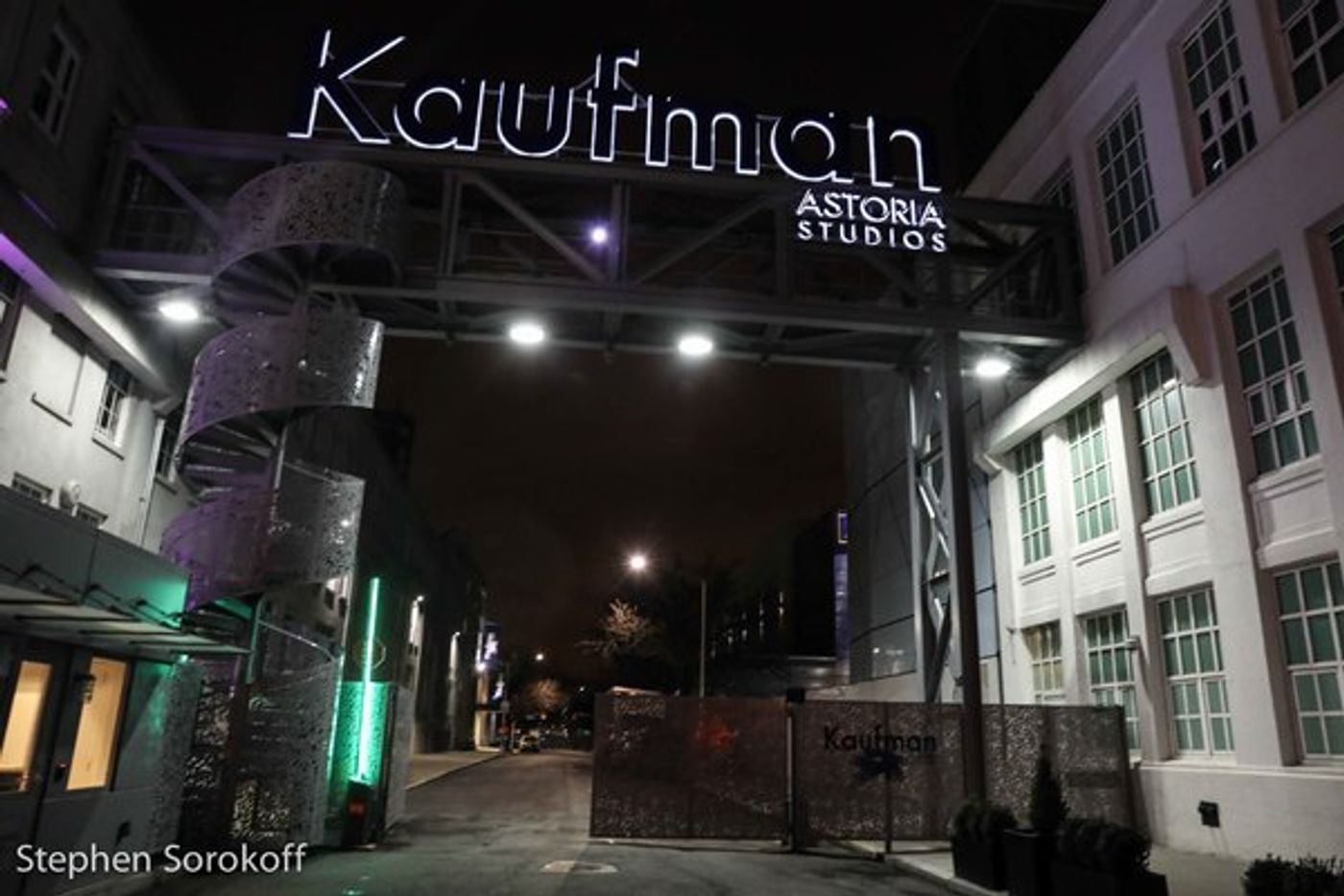 Photo Coverage: Michael Mott & Friends Play The Astor Room  Image