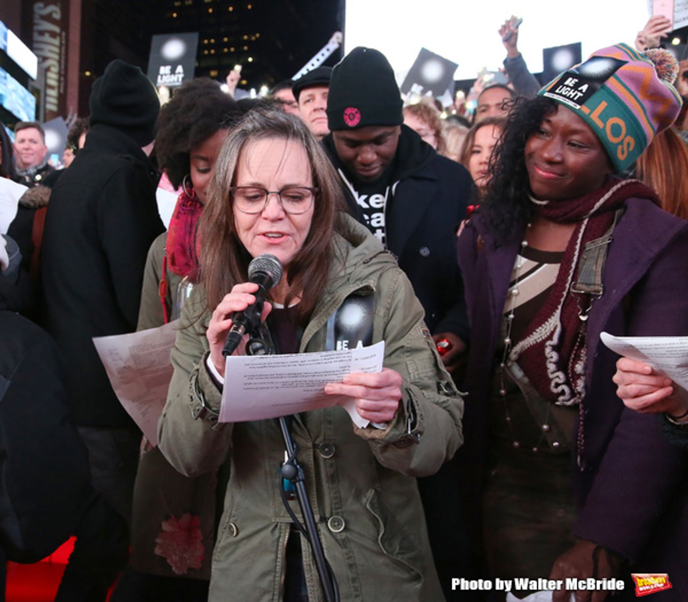 Photo Coverage: On Inauguration Eve, Broadway Unites to Take a Pledge for the Ghostlight Project  Image