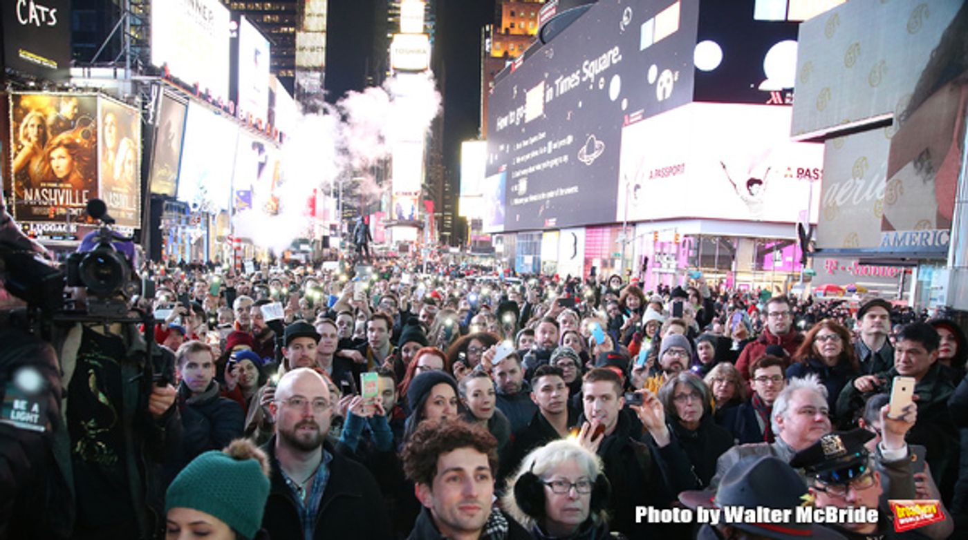 Photo Coverage: On Inauguration Eve, Broadway Unites to Take a Pledge for the Ghostlight Project  Image