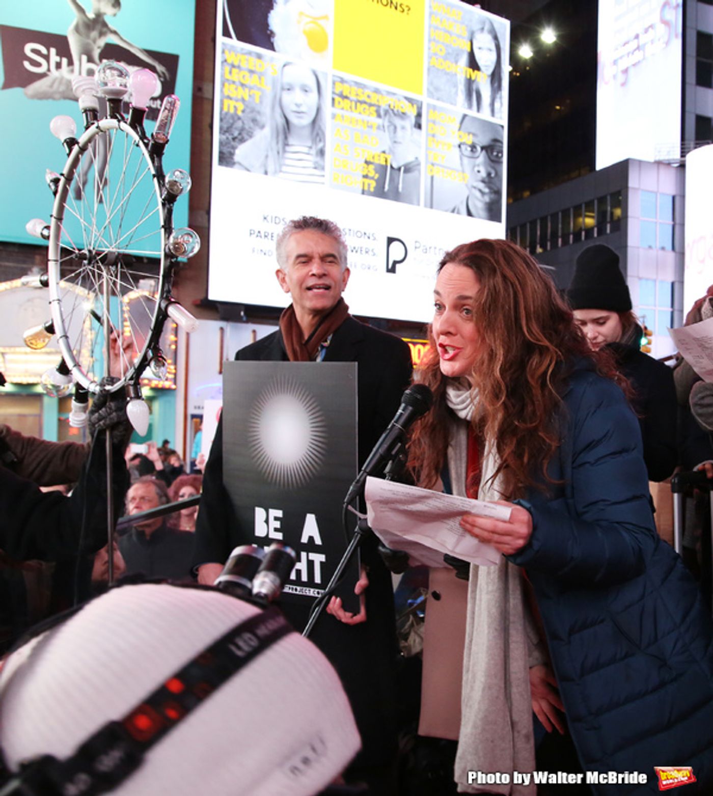 Photo Coverage: On Inauguration Eve, Broadway Unites to Take a Pledge for the Ghostlight Project  Image