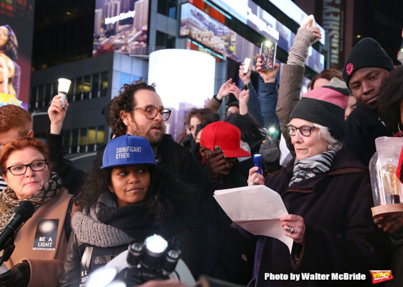 Photo Coverage: On Inauguration Eve, Broadway Unites to Take a Pledge for the Ghostlight Project  Image