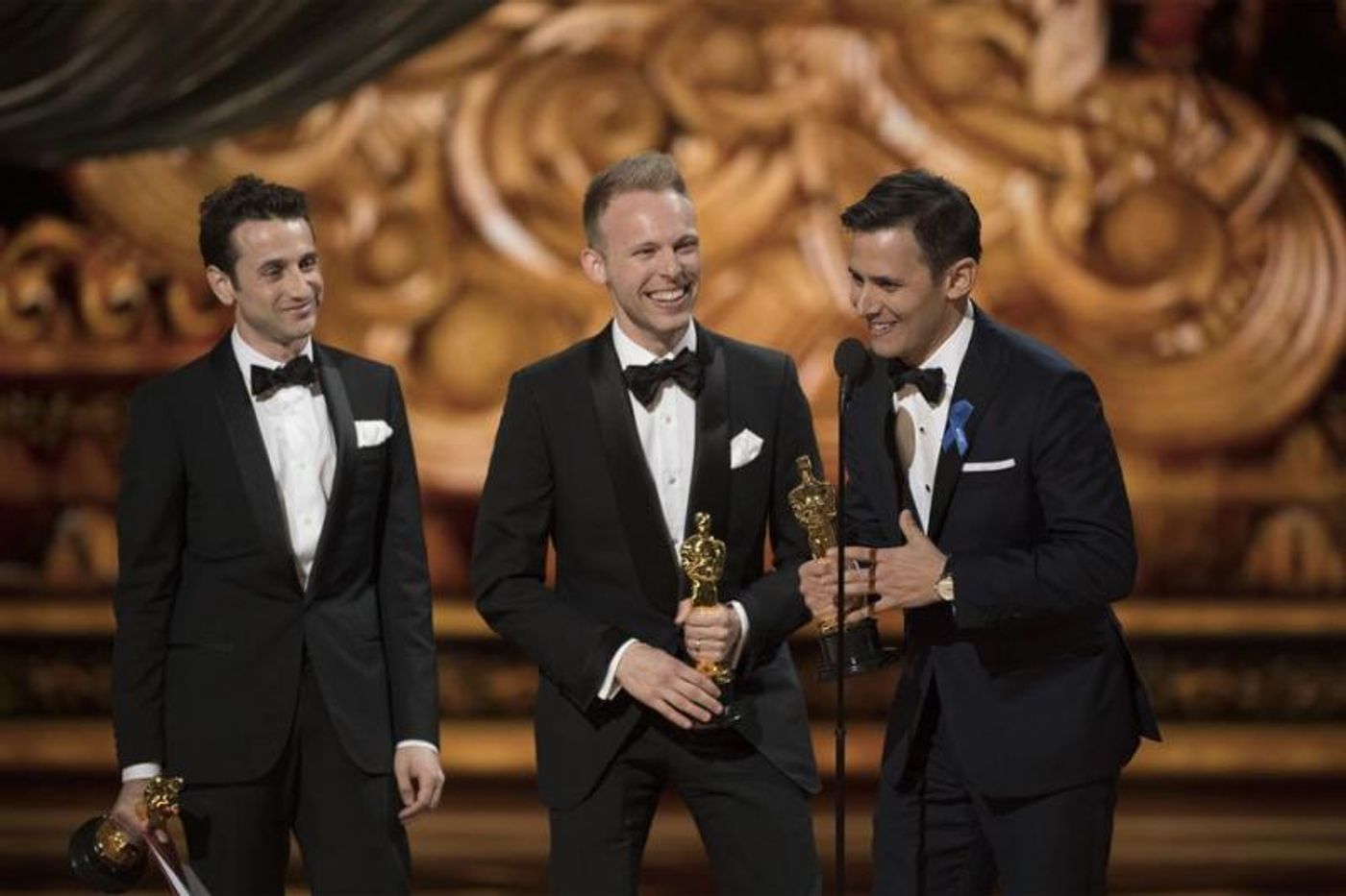 Benj Pasek and Justin Paul Win Oscar for LA LA LAND's 'City of Stars'  Image