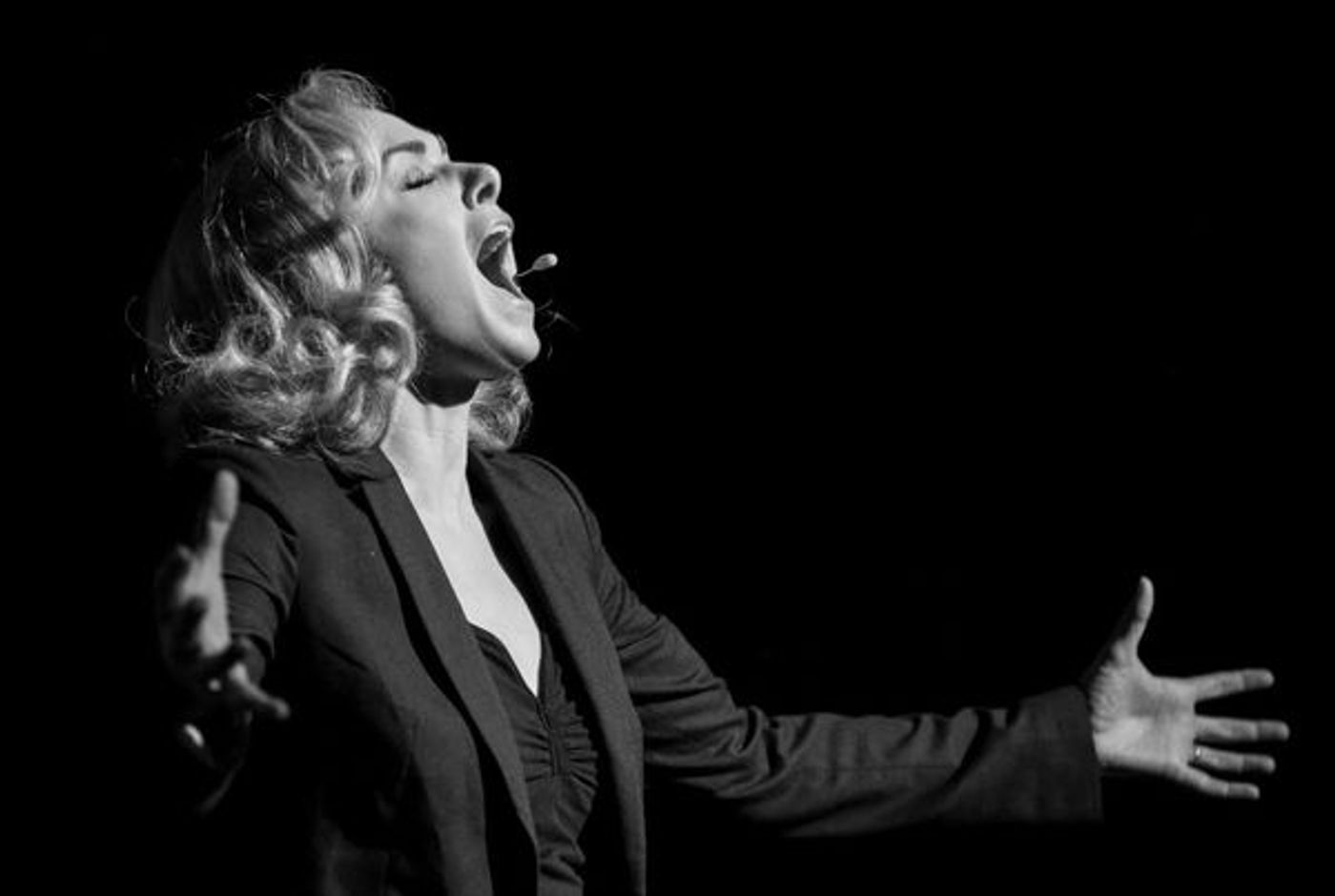 Photo Flash: First Look at Laura Bell Bundy, Leslie Kritzer, Krysta Rodriquez and Matthew Scott in 'Concert With the Stars' at the LEXington Theatre Company  Image