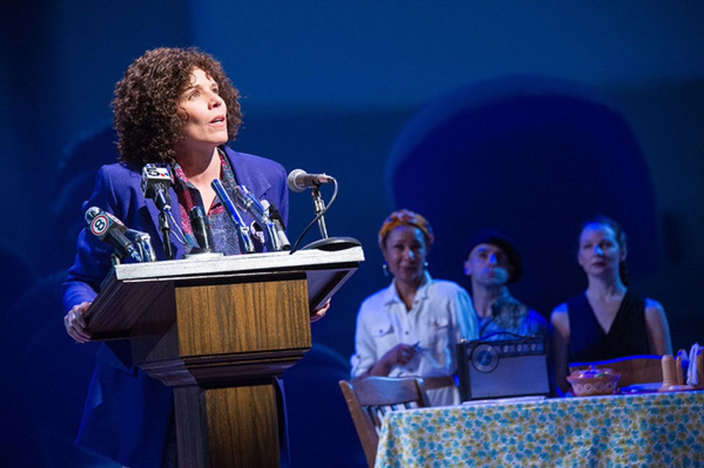 Photo Flash: First Look at Arena Stage's ROE  Image