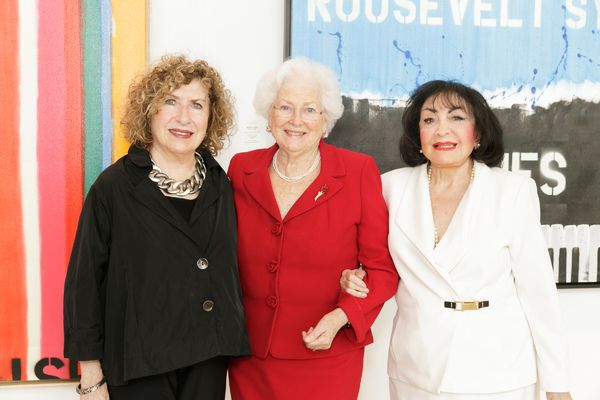 Linda Rosenkranz, Virginia Mossburg, Dina Gustin Baker Photo