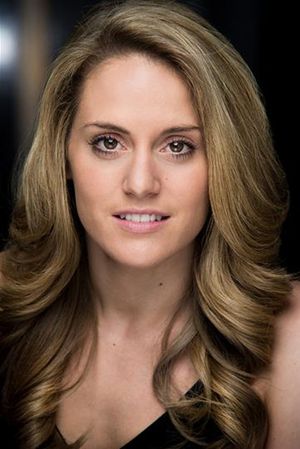 Robyn Mellor @ BroadwayWorld Robyn Mellor Photo