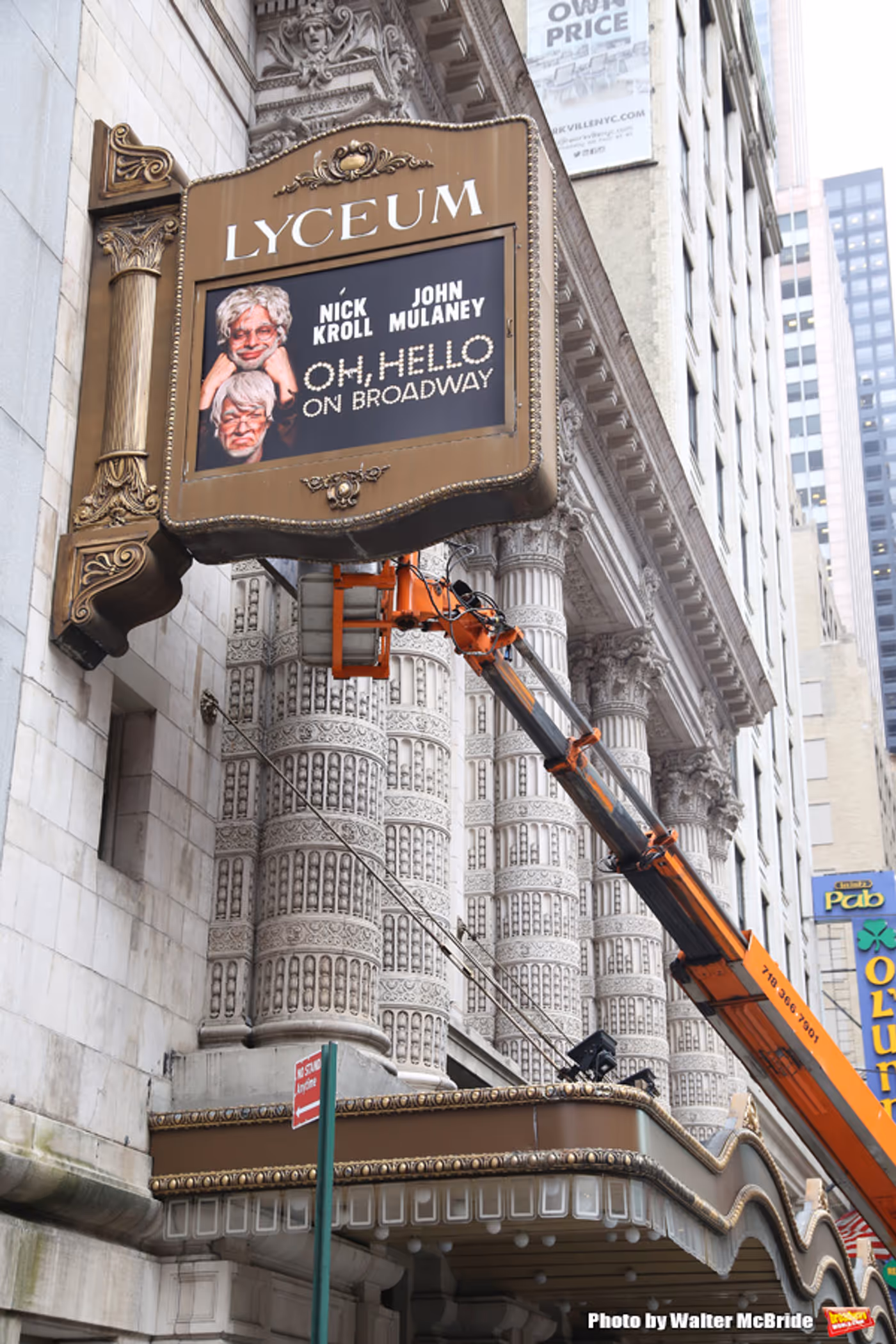 Up on the Marquee: THE PLAY THAT GOES WRONG  Image