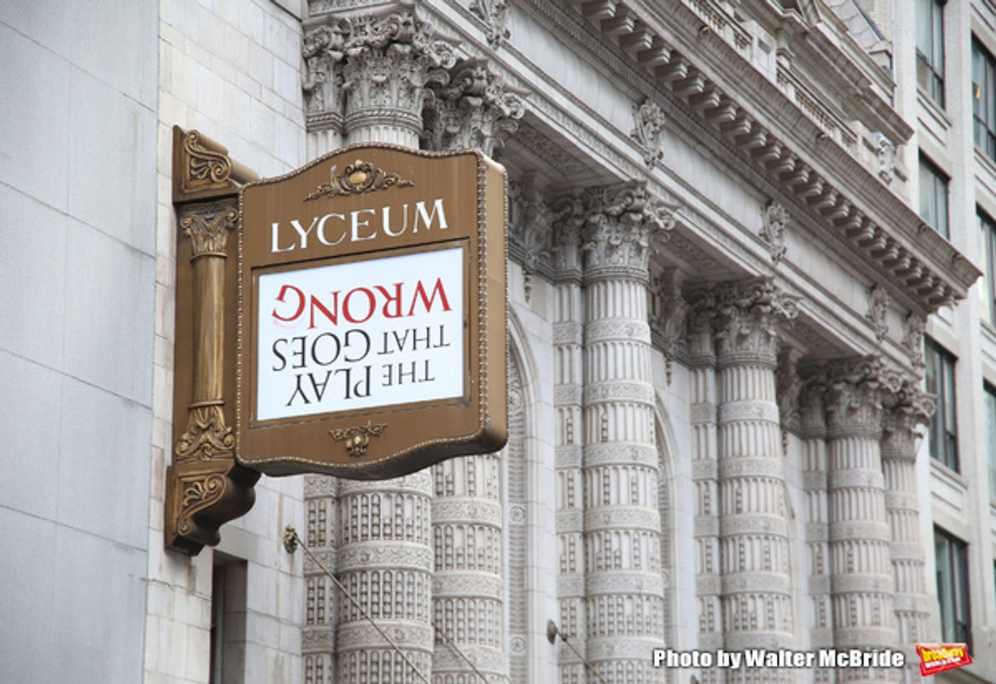 Up on the Marquee: THE PLAY THAT GOES WRONG  Image