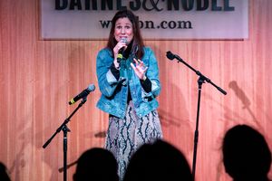 Stephanie J. Block Photo