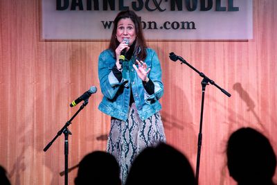 Stephanie J. Block Photo