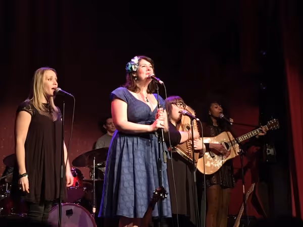 Haven Burton, Lauren Elder, Allison Guinn, Maya Sharpe Photo