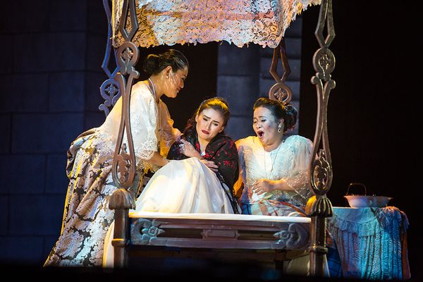 Thea Perez (Tia Isabel), Jade Rubs Riccio (Maria Clara) Photo