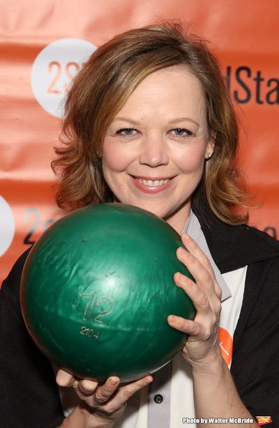Emily Bergl  Photo