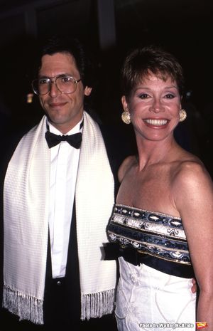 Mary Tyler Moore with Dr. Robert Levine on May 1, 1988 in New York City. Photo