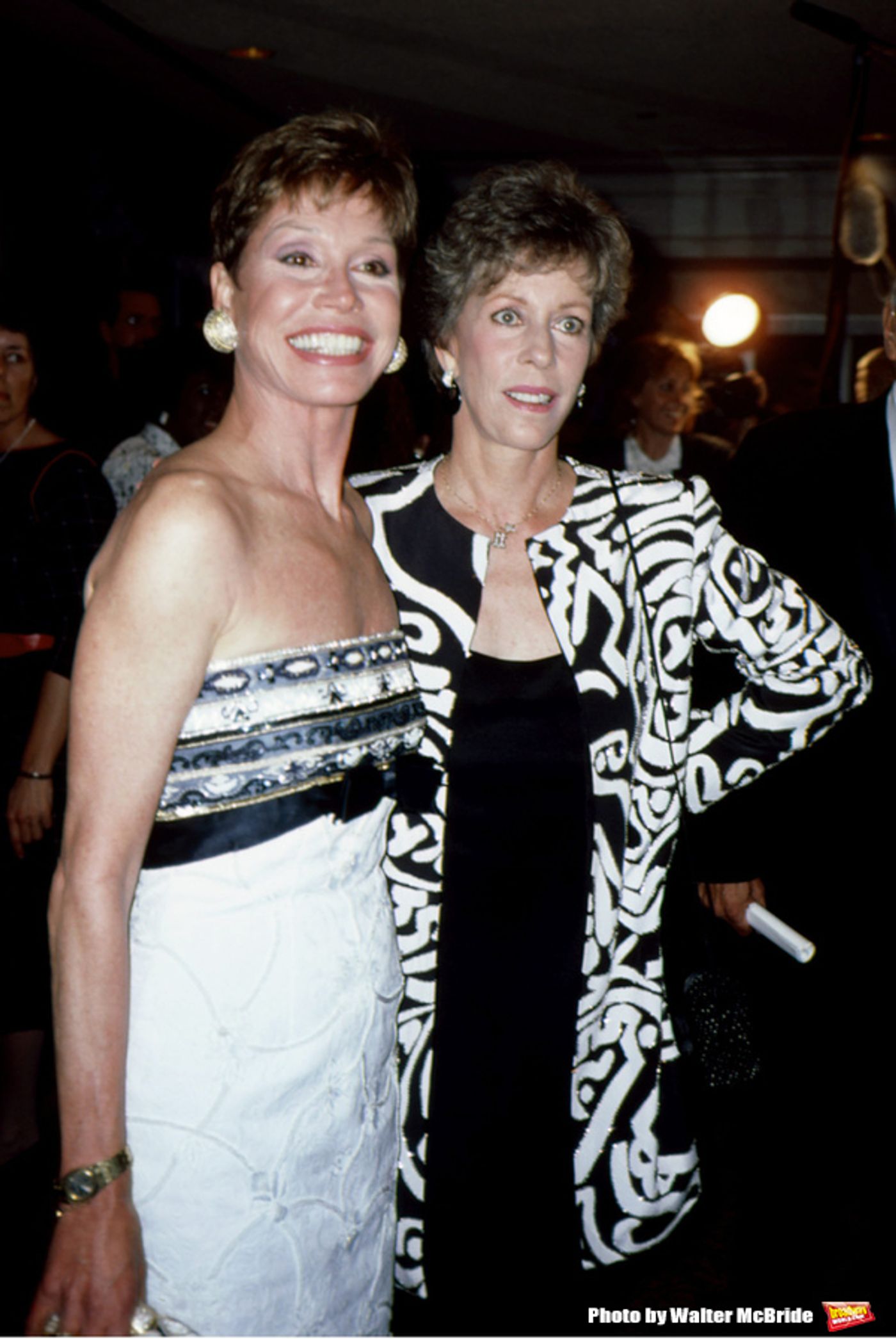 Photo Flash: Remembering Mary Tyler Moore  Image