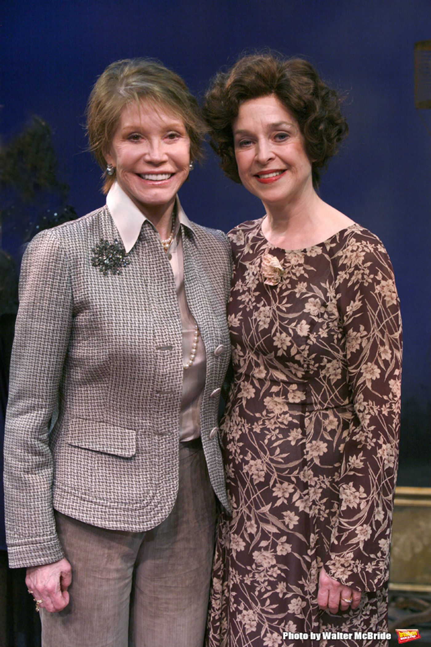 Photo Flash: Remembering Mary Tyler Moore  Image