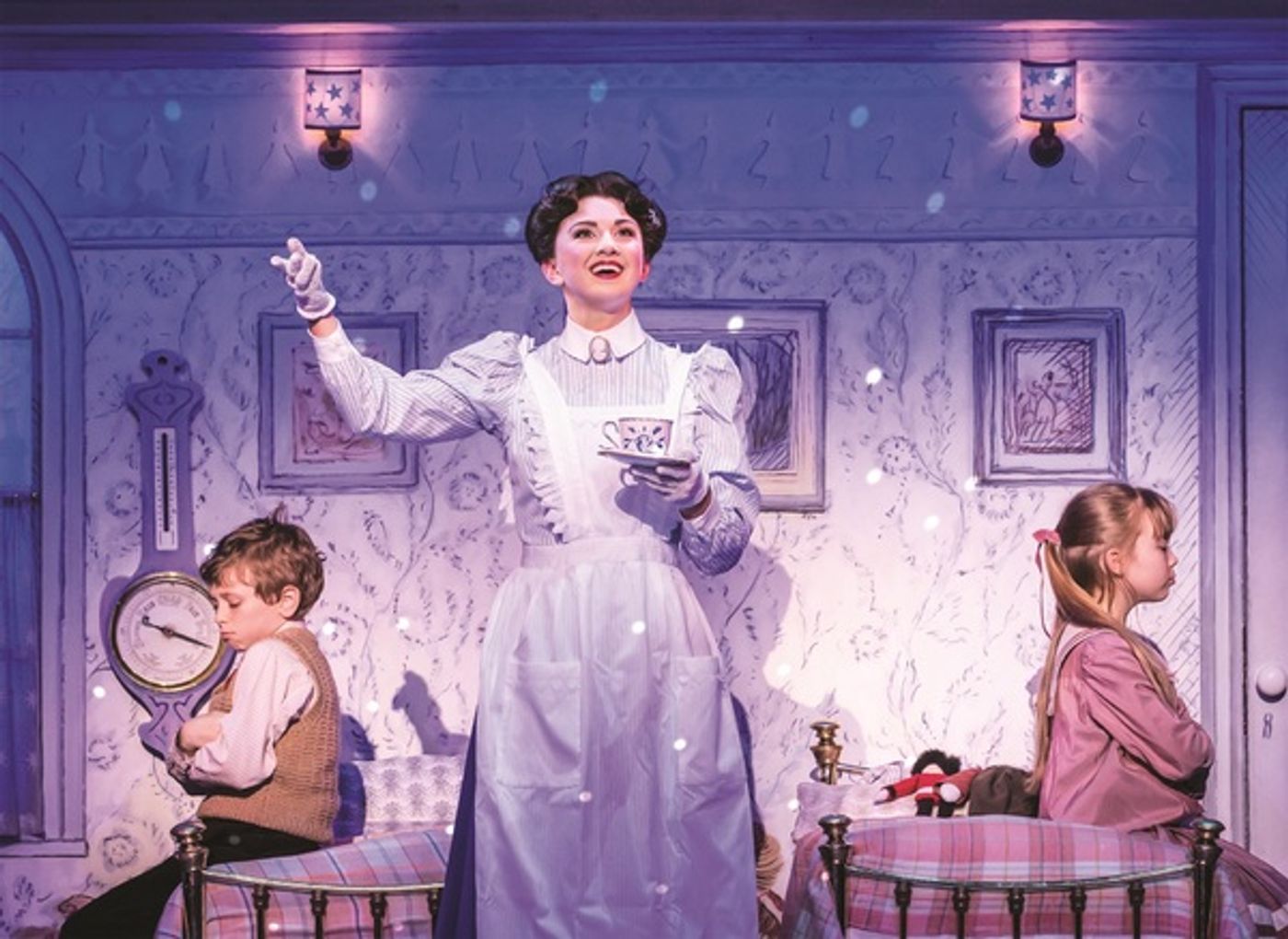 Photo Flash: First Look at International Tour of MARY POPPINS  Image