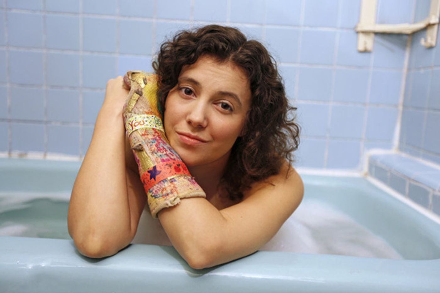 Photo Flash: Inside Siobhan O'Loughlin's Site-Specific BROKEN BONE BATHTUB Photo Flash: Inside Siobhan O'Loughlin's Site-Specific BROKEN BONE BATHTUB Image