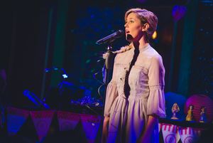 Taylor Louderman  Photo