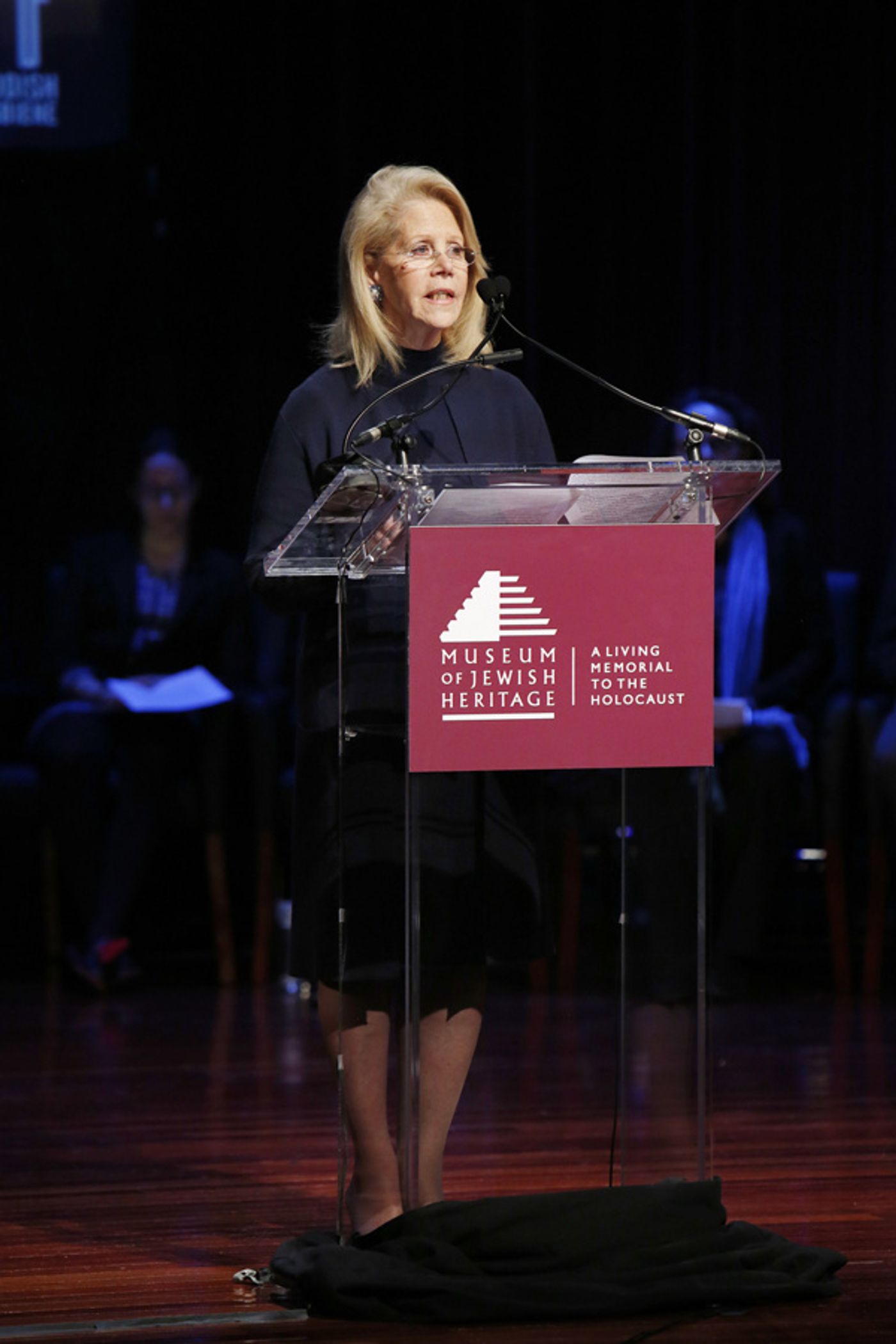 Photo Flash: Daryl Roth, Tovah Feldshuh, David Hyde Pierce and More Pay Tribute to Elie Wiesel with NIGHT Reading Photo Flash: Daryl Roth, Tovah Feldshuh, David Hyde Pierce and More Pay Tribute to Elie Wiesel with NIGHT Reading Image