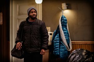 Clinton Lowe @ BroadwayWorld Clinton Lowe Photo