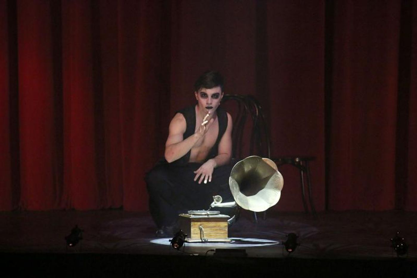 Photo Flash: CABARET at The Greenhill School Photo Flash: CABARET at The Greenhill School Image