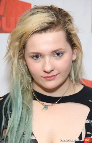 Abigail Breslin Photo