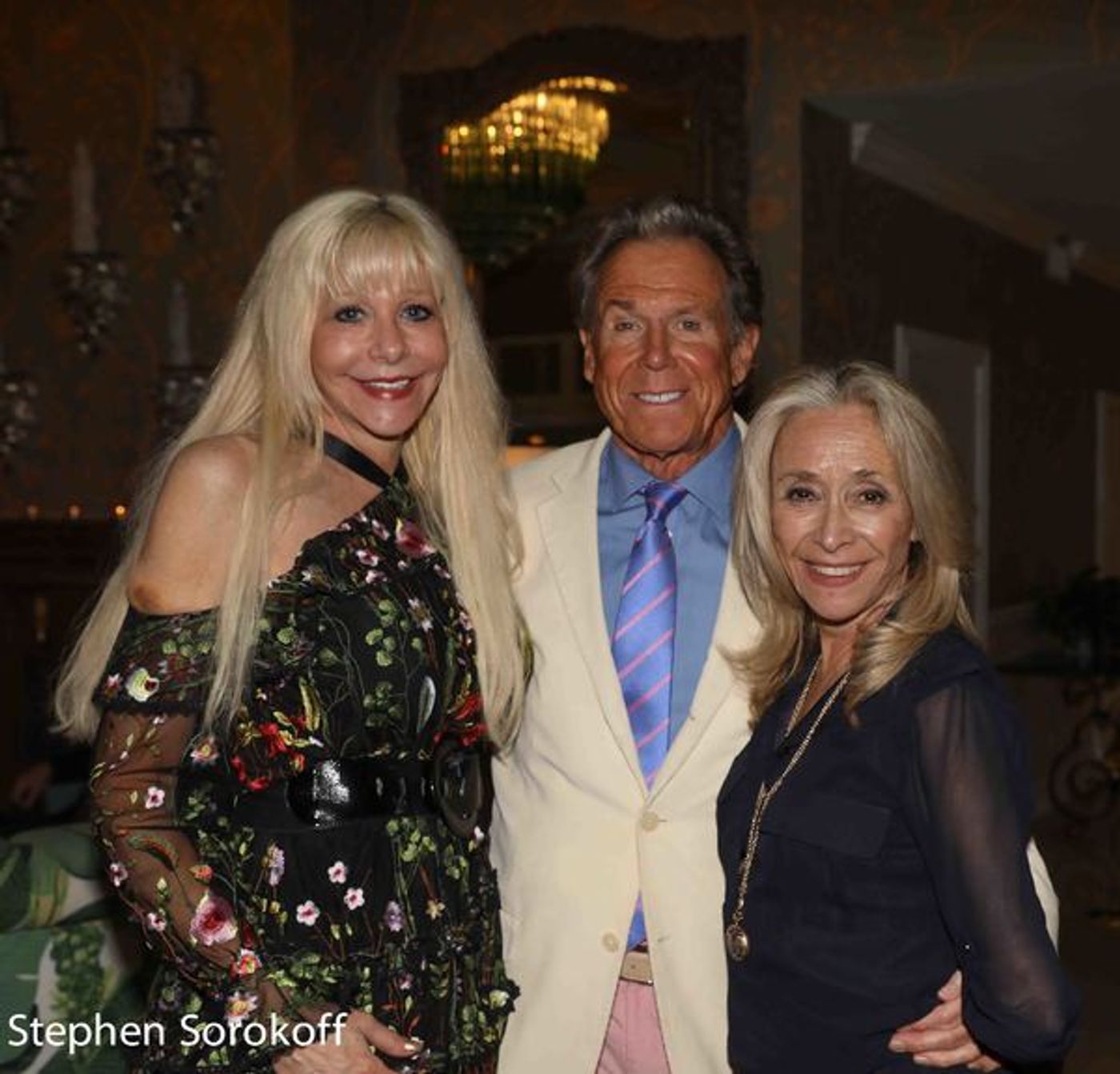 Photo Coverage: Tommy Tune Concludes Engagement at The Colony Hotel Photo Coverage: Tommy Tune Concludes Engagement at The Colony Hotel Image