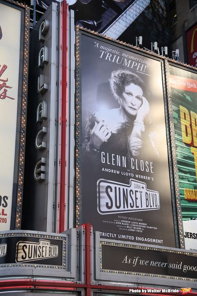  'Sunset Boulevard' starring Glenn Close Photo