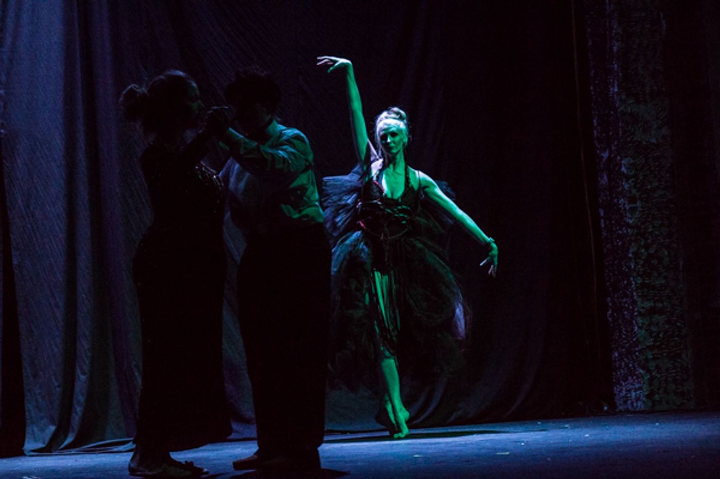 Photo Coverage: First Look at LG Initiative's BLEEDING HEARTS:  The Darker Side of Love  Image