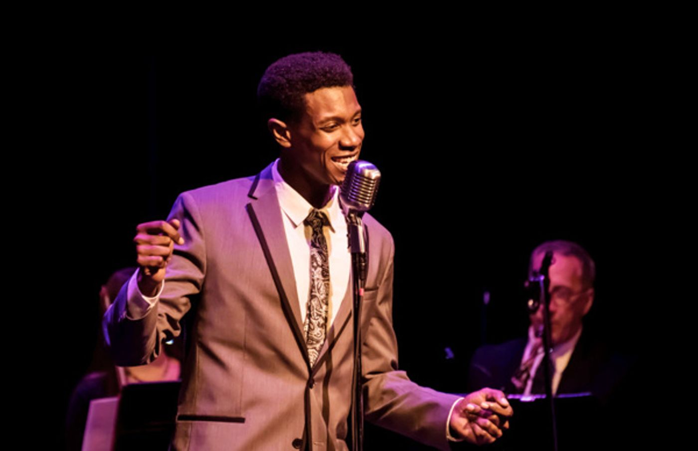 Photo Flash: Evan Tyrone Martin Sings Nat King Cole in Chicagoland on 2/11  Image